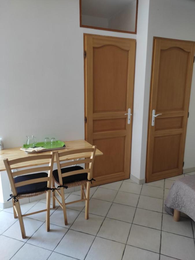 Chambre La Loire La Dagueniere エクステリア 写真